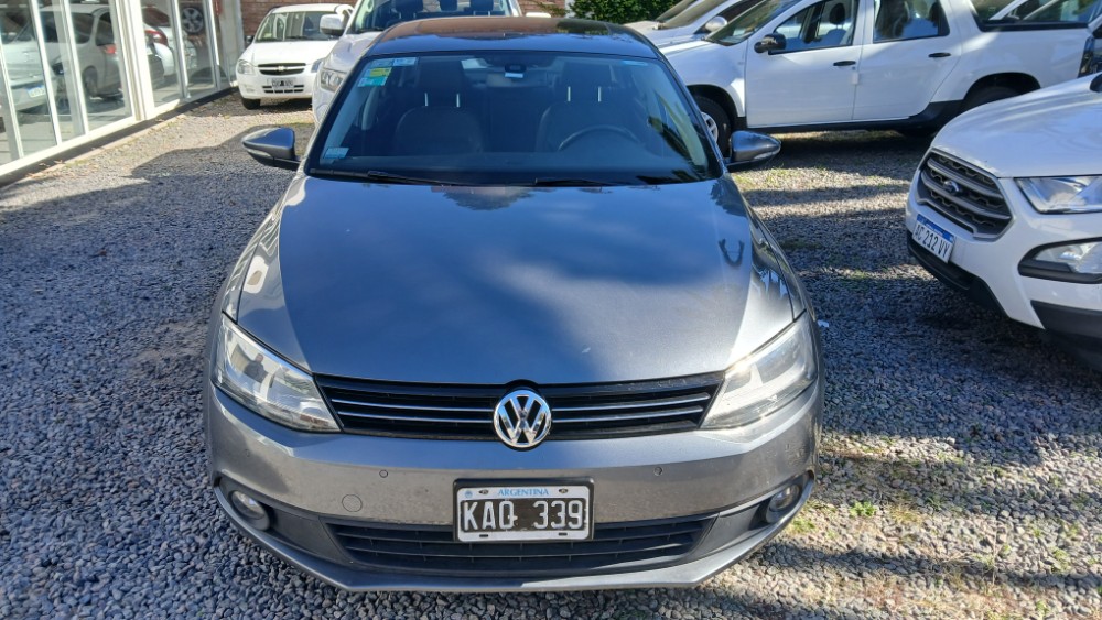 Volkswagen Vento Luxury — foto 10