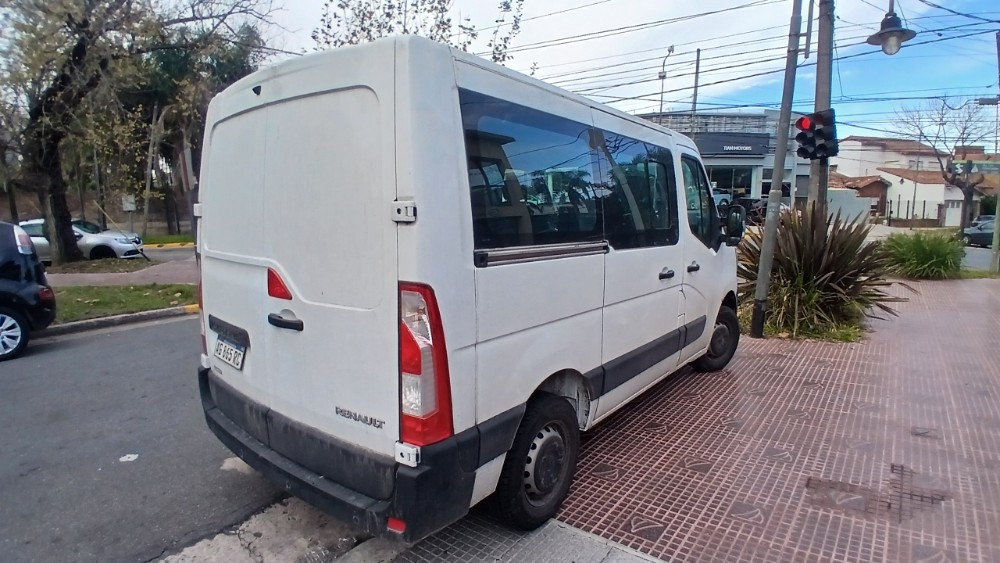 Renault Master Furgón — foto 4
