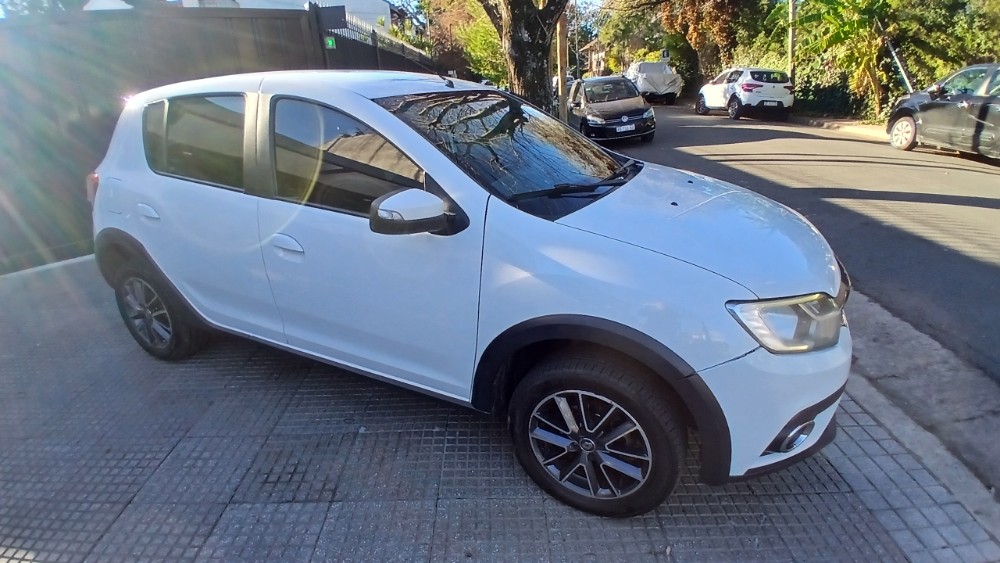 Renault Sandero Intens — foto 2