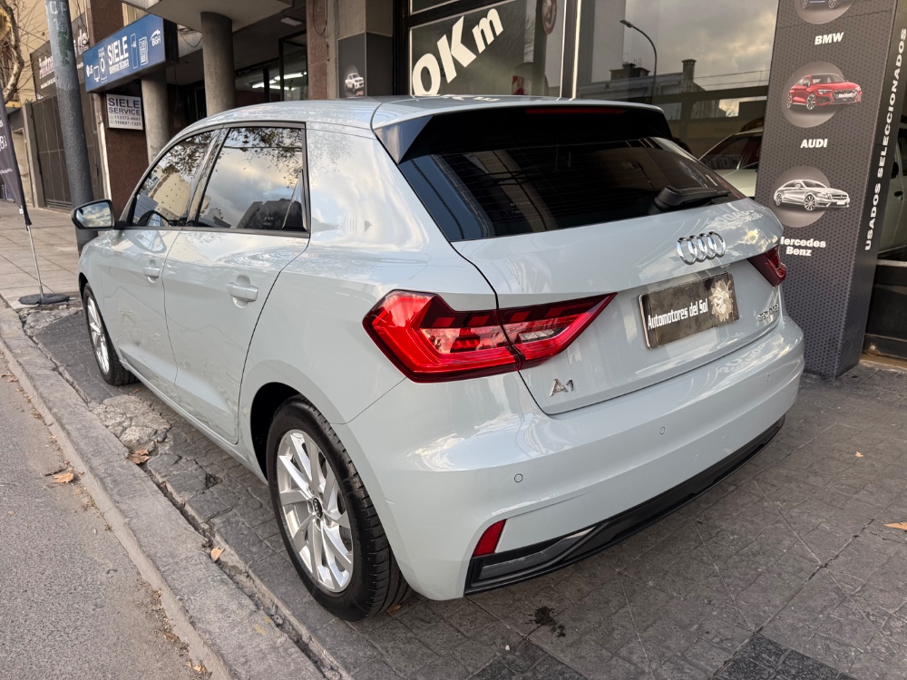 Audi A1 Sportback 30 Tfsi stronic — foto 3
