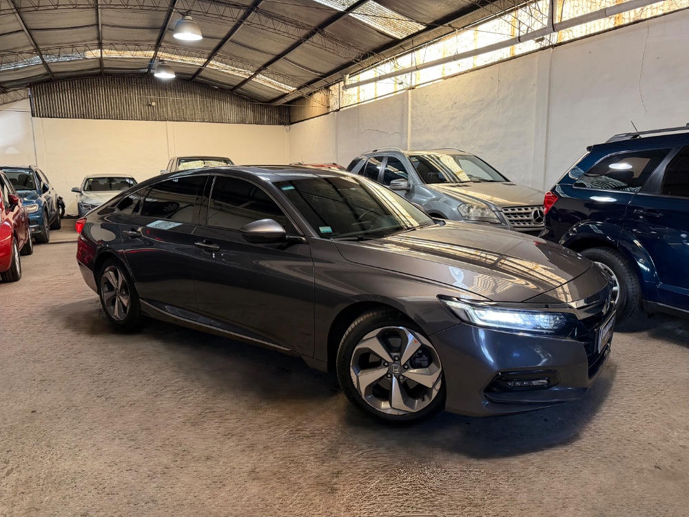 Honda Accord Ext 2.0 turbo 252cv — foto 3