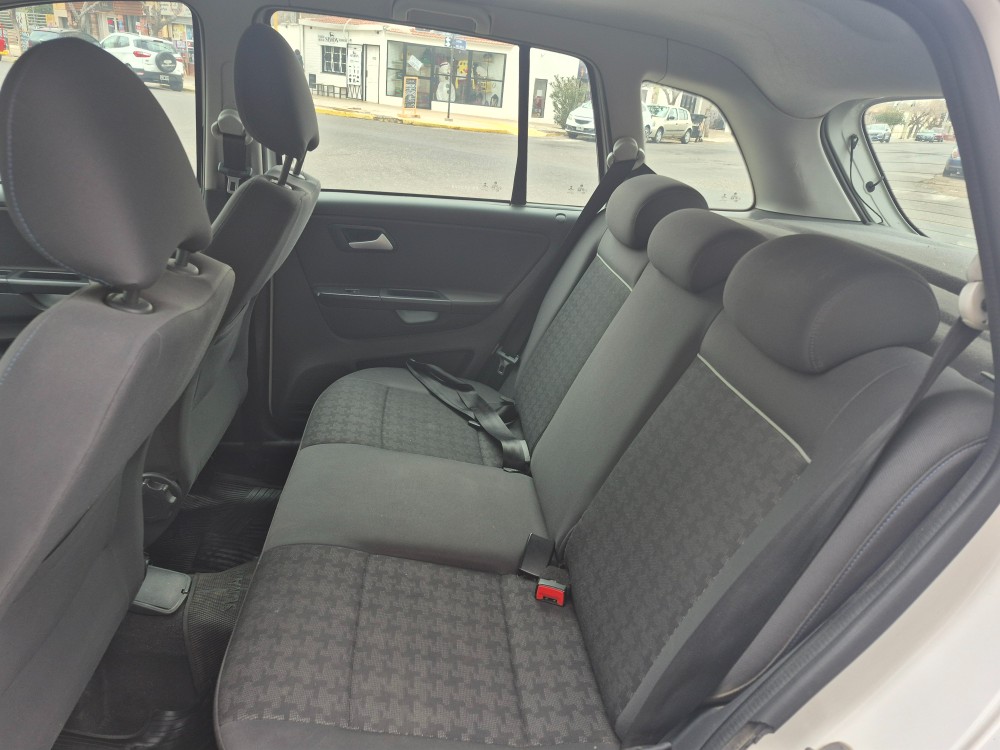 Volkswagen Suran Comfortline — foto 3