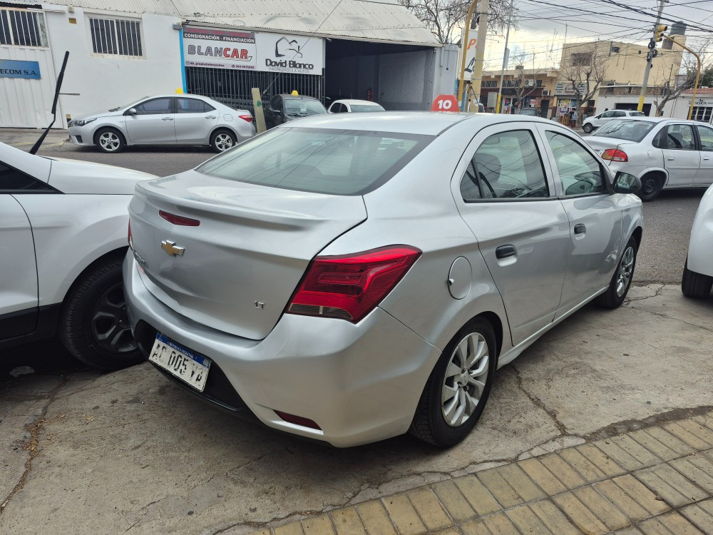 Chevrolet Prisma LT 4p — foto 2