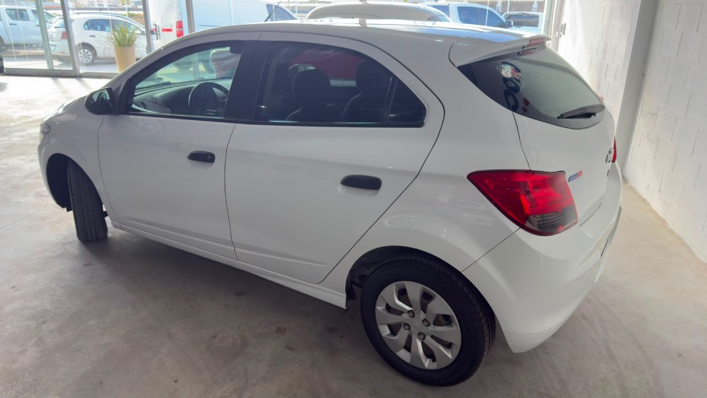 Chevrolet ONIX JOY 1.4 LS + — foto 7