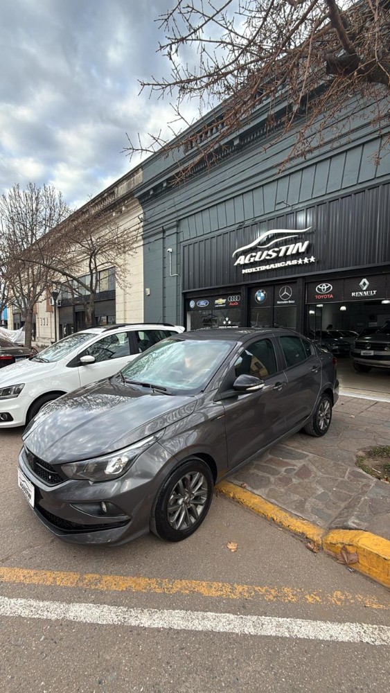 Fiat Cronos DESIGN 1.3 S — foto 2