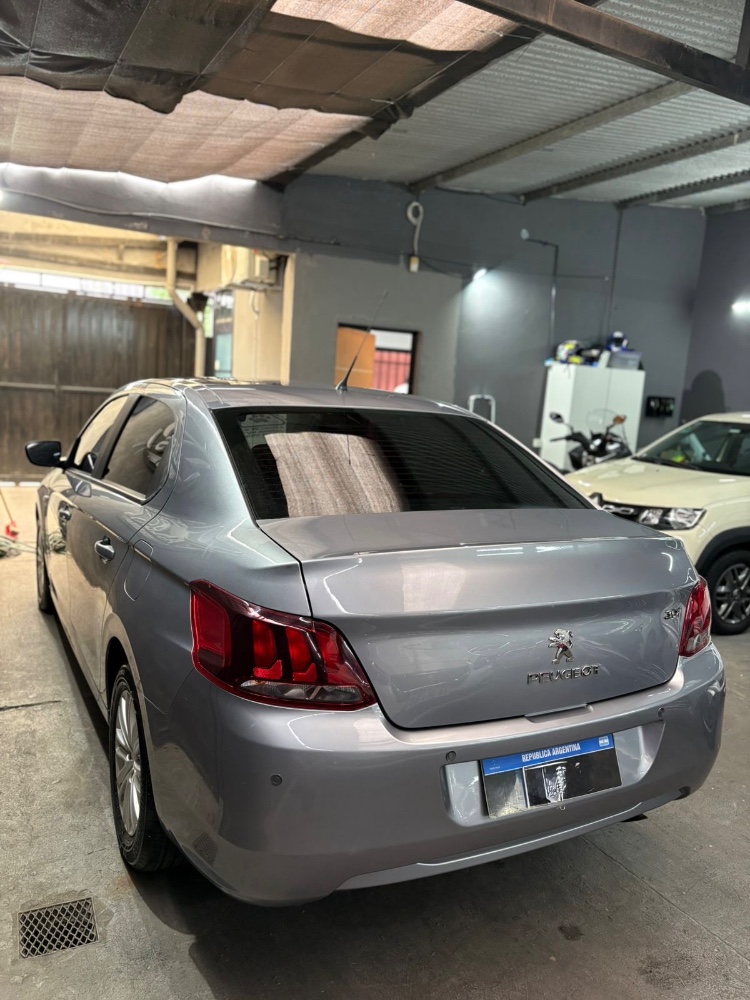 Peugeot 301 Allure 1.6 HDI — foto 3
