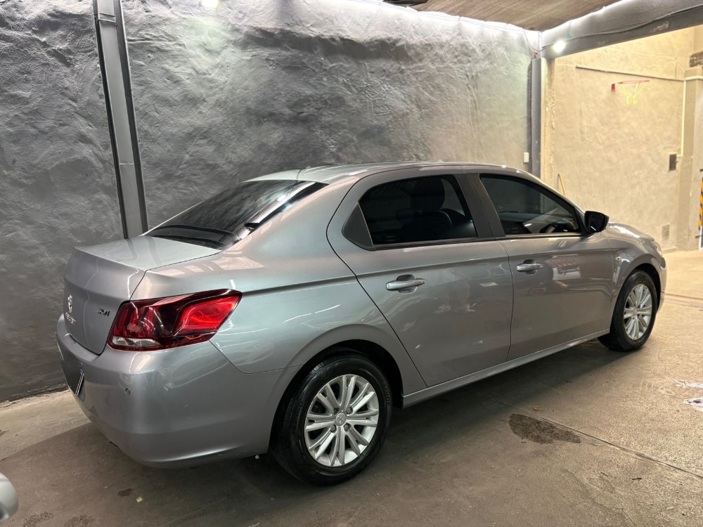 Peugeot 301 Allure 1.6 HDI — foto 6