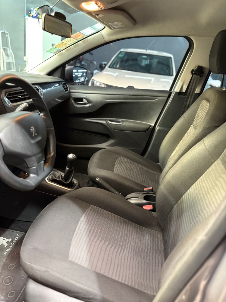 Peugeot 301 Allure 1.6 HDI — foto 7