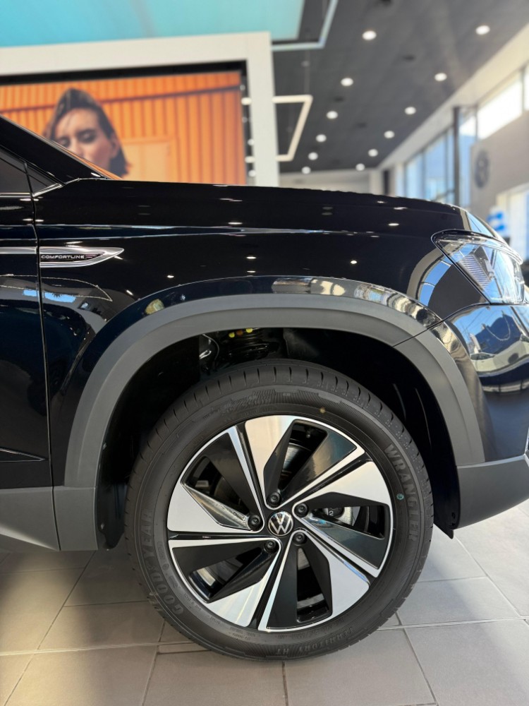 Volkswagen Taos Comfortline — foto 3