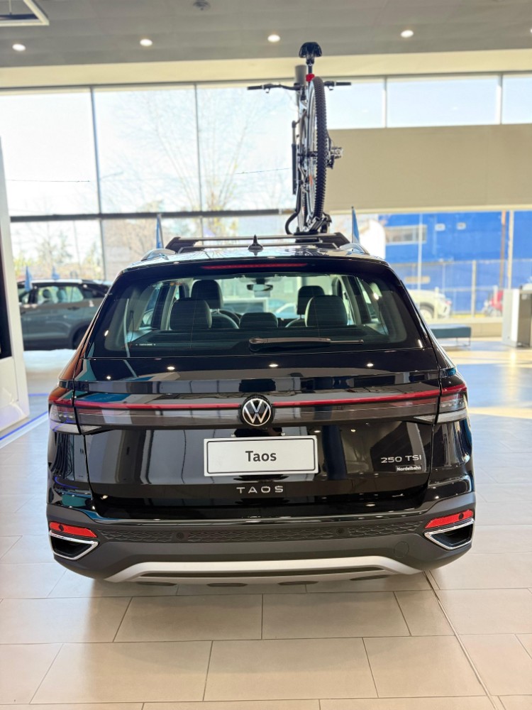 Volkswagen Taos Comfortline — foto 5