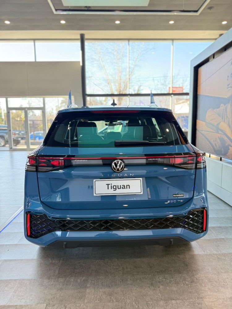 Volkswagen Tiguan Highline — foto 3