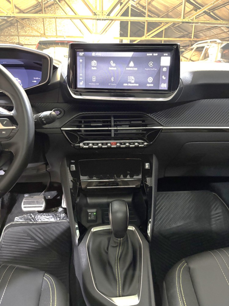Peugeot 208 GT T200 AM25.5 CVT — foto 9