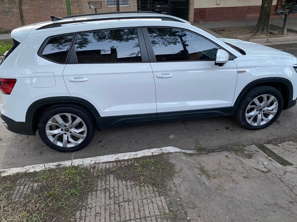 Volkswagen TAOS COMFORT 1.4 TSI — foto 2