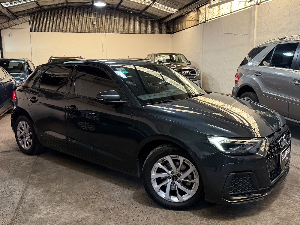 Audi A1 Sportback 1.0 30 TFSI Stronic — foto 2