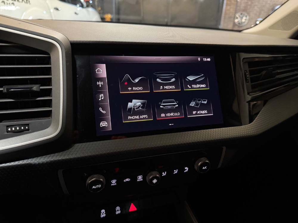 Audi A1 Sportback 1.0 30 TFSI Stronic — foto 6