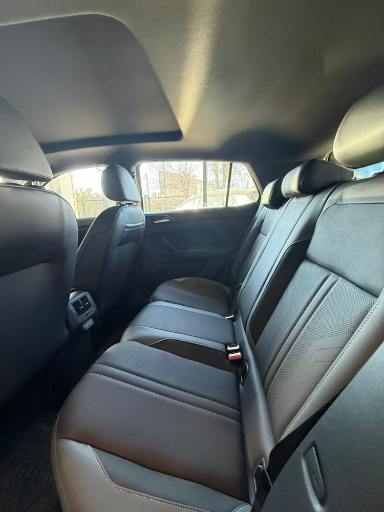 Volkswagen T-Cross 200 TSI — foto 6