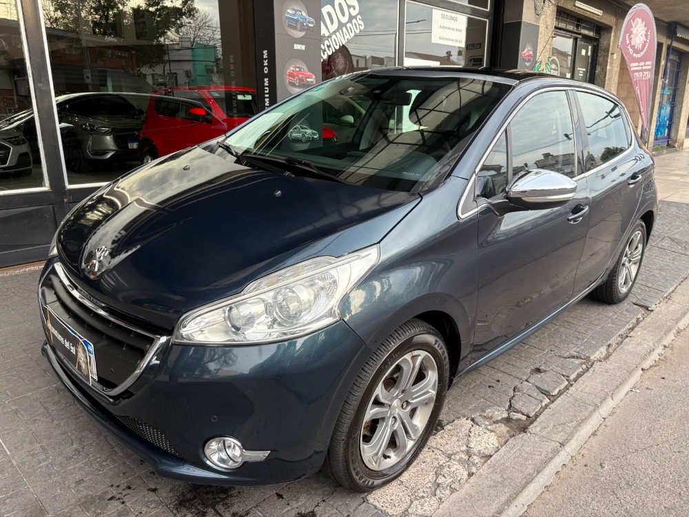 Peugeot 208 Feline 1.6 N pack cuir  — foto 2