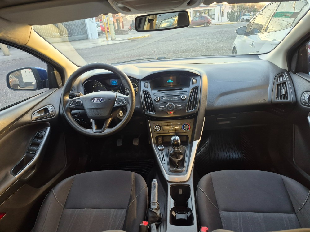 Ford Focus S — foto 3