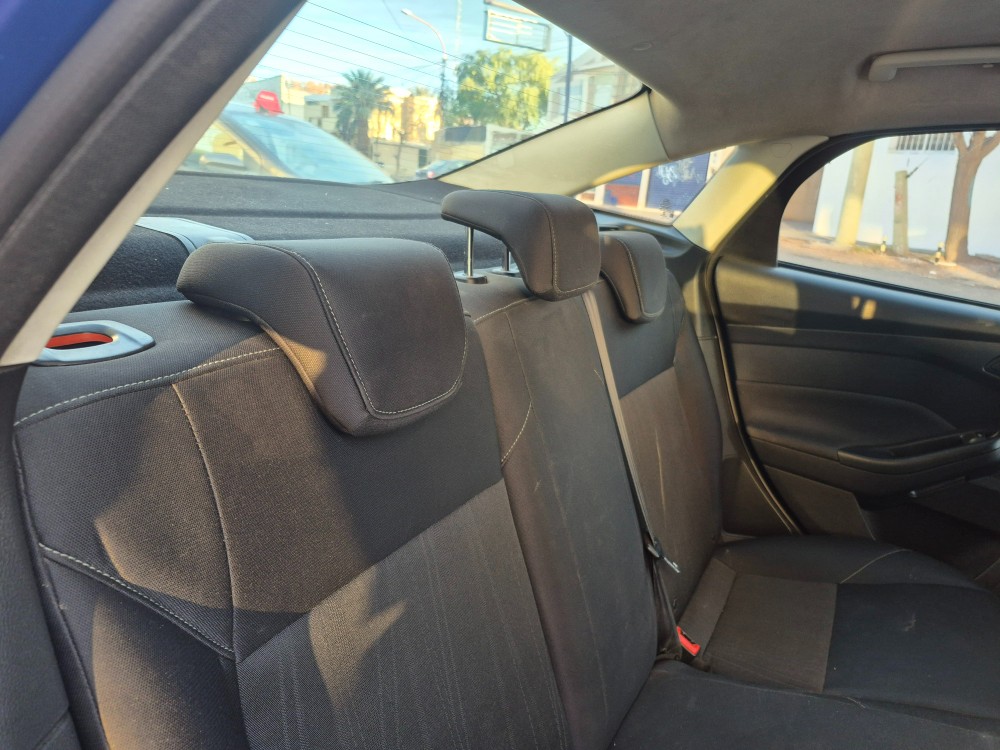 Ford Focus S — foto 4