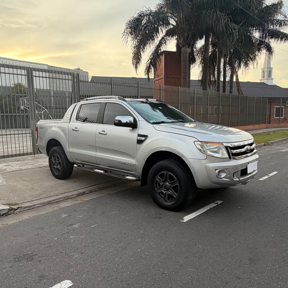 Ford Ranger Limited 3.2 Aut 4x4