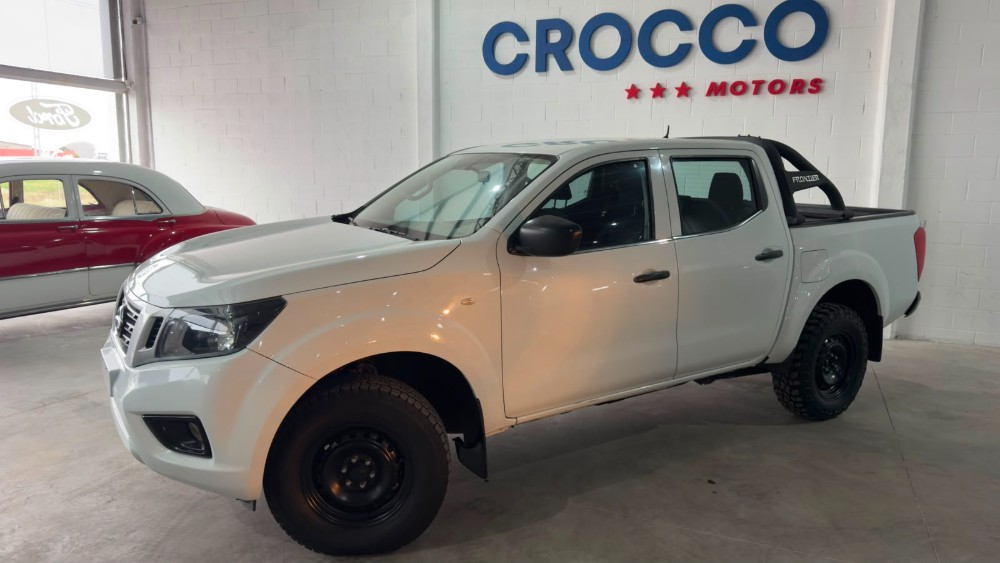 Nissan FRONTIER S 4X4  — foto 8