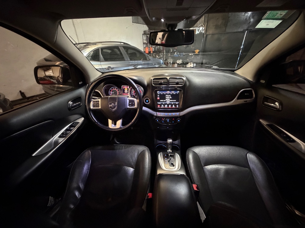 Dodge Journey SXT — foto 10