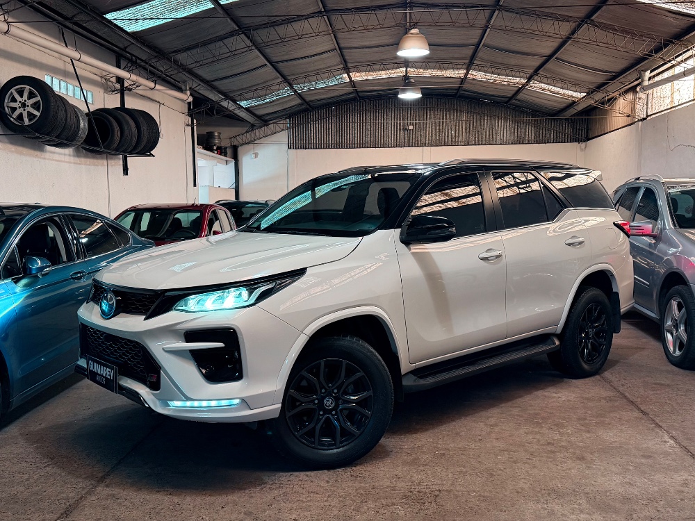 Toyota Sw4 4x4 GR-S 2.8 TDI 6At 7A