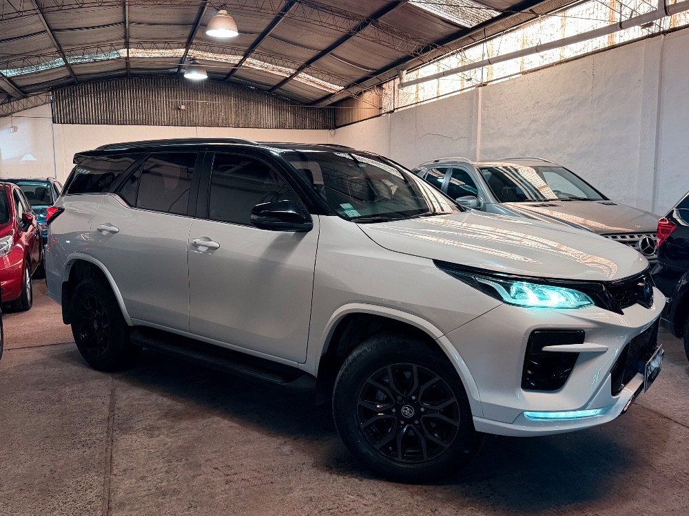 Toyota Sw4 4x4 GR-S 2.8 TDI 6At 7A — foto 2