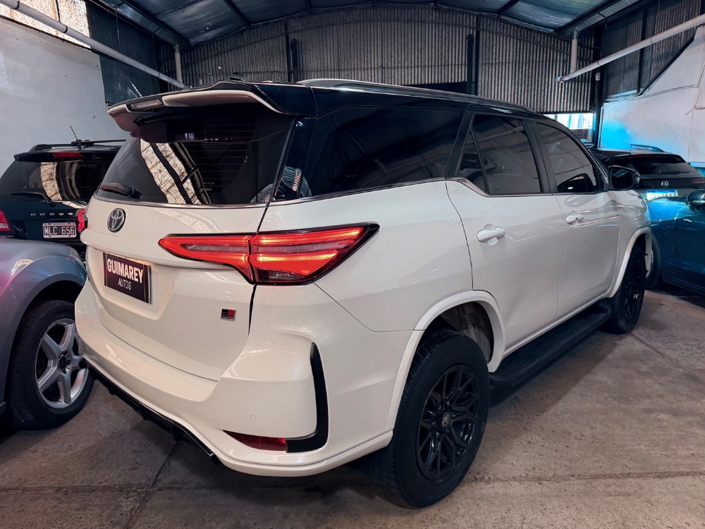 Toyota Sw4 4x4 GR-S 2.8 TDI 6At 7A — foto 5