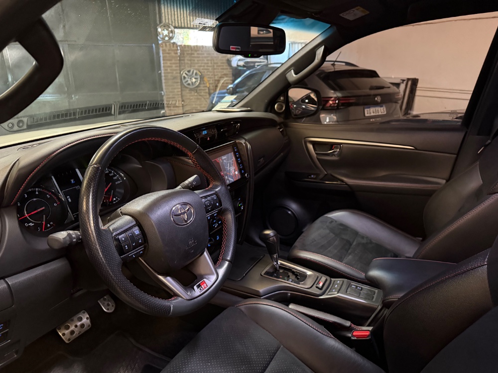 Toyota Sw4 4x4 GR-S 2.8 TDI 6At 7A — foto 10