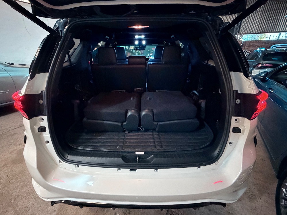 Toyota Sw4 4x4 GR-S 2.8 TDI 6At 7A — foto 12