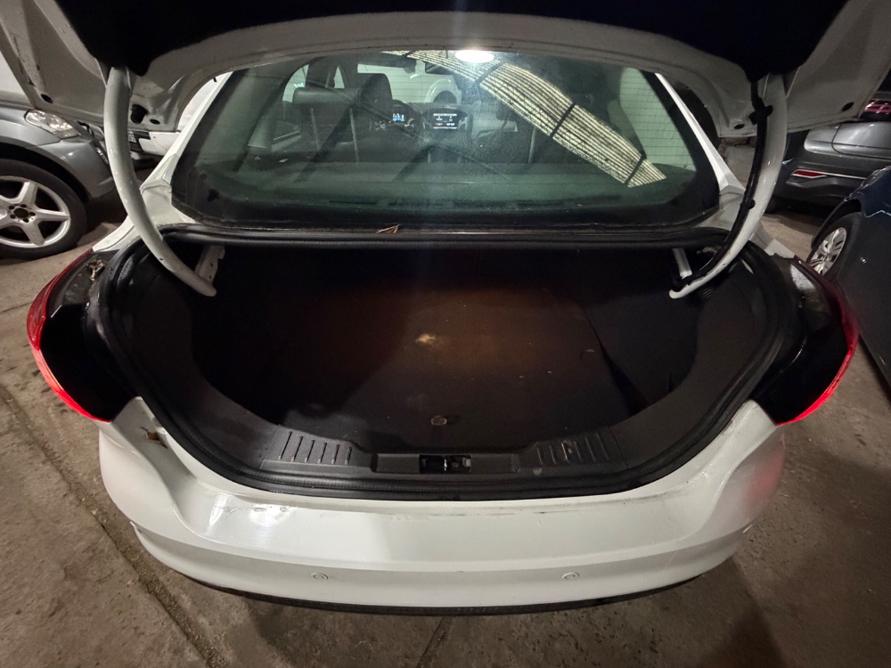 Ford Focus TITANIUM 2.0 AT — foto 12