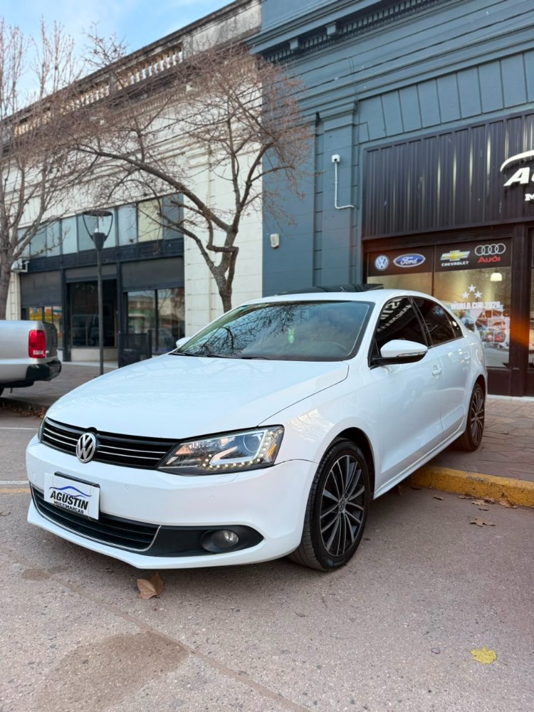 Volkswagen Vento TSI 2.0 T — foto 9