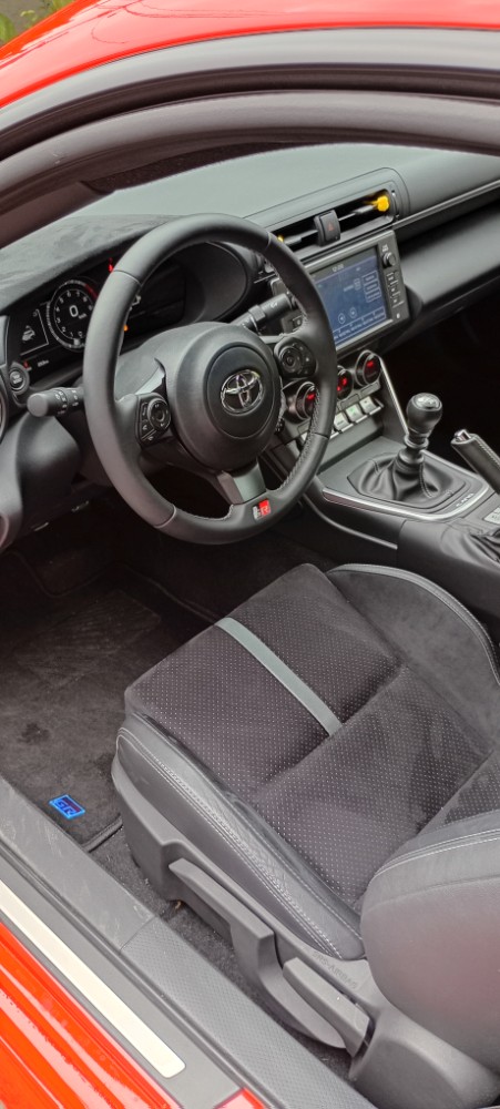 Toyota GR 86 — foto 7