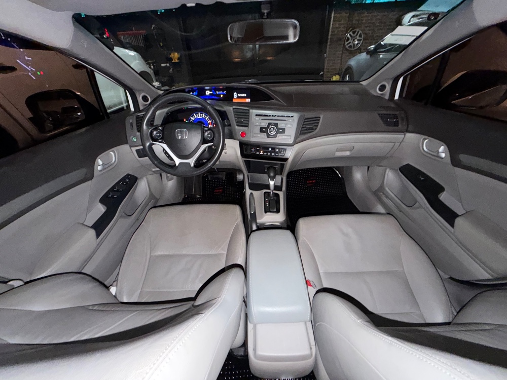 Honda Civic Exs AT — foto 6