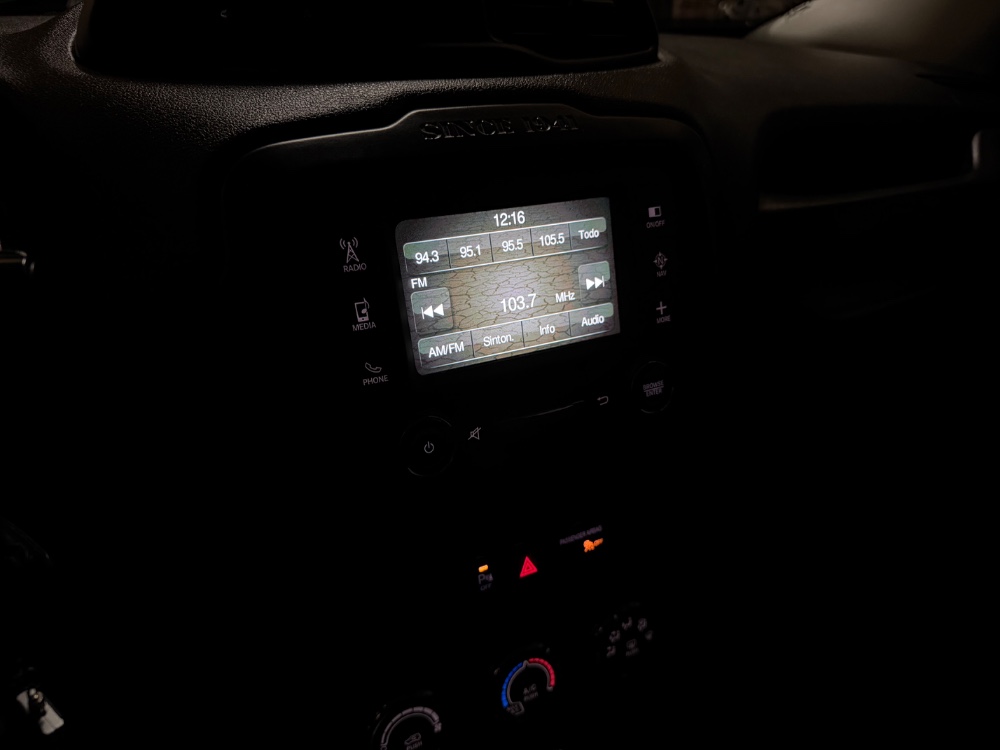 Jeep Renegade Sport 1.8 AT6 — foto 10