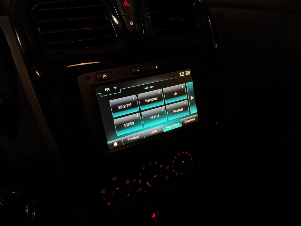 Renault Sandero Life 1.6 — foto 9