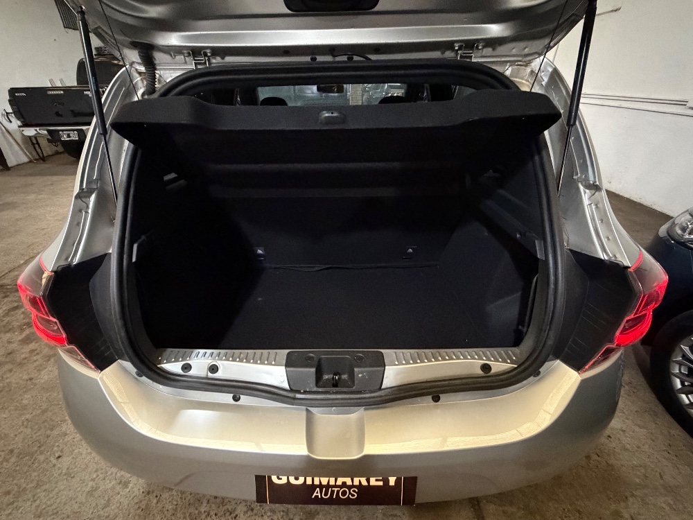 Renault Sandero Life 1.6 — foto 10
