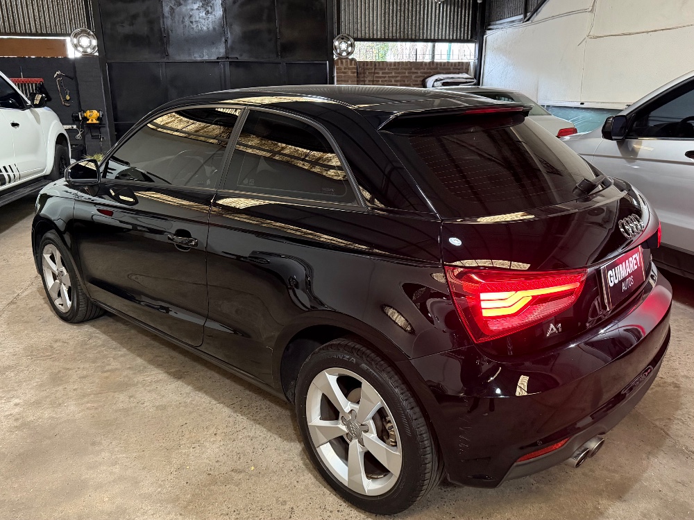 Audi A1 1.4t Fsi Ambition S-tronic — foto 4