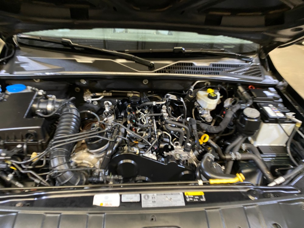 Volkswagen Amarok DC 2.0L TDI 180CV COMFORTLINE 4X2 AUT EU5 — foto 8