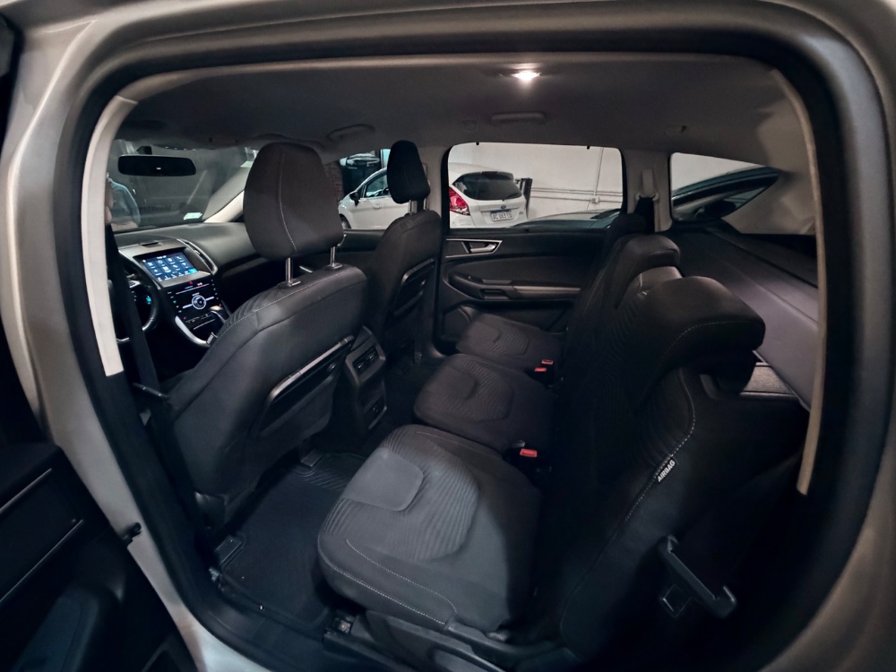Ford S-Max 2.0 Trend — foto 7