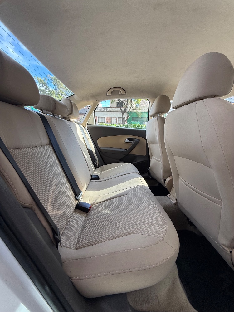 Volkswagen Polo Comfortline 1.6 16v — foto 11