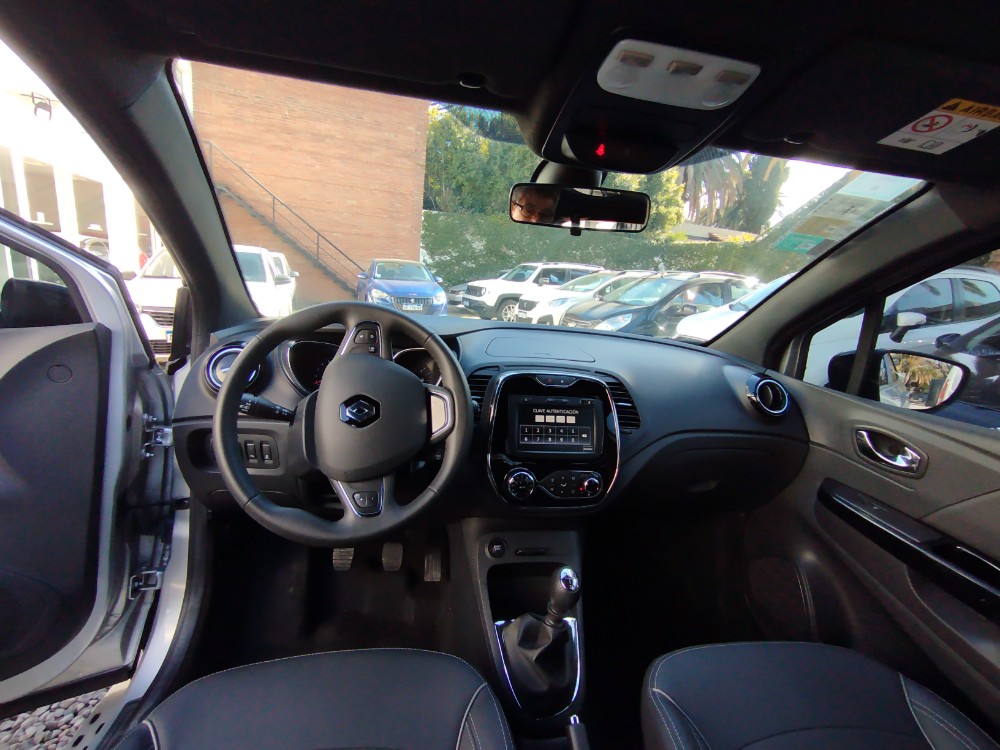 Renault T-Cross Highline — foto 8