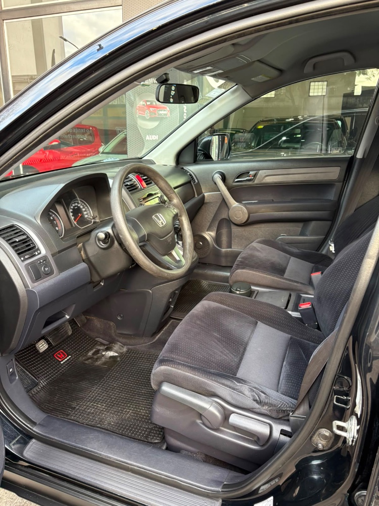 Honda CR-V LX  — foto 9