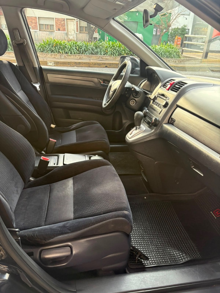 Honda CR-V LX  — foto 10