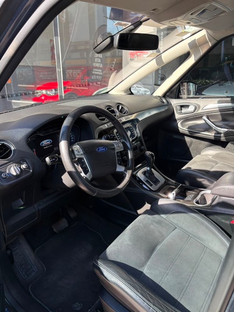 Ford S-Max  Titanium 2.3L At — foto 11