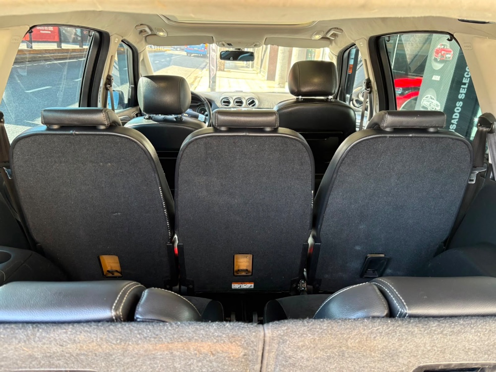 Ford S-Max  Titanium 2.3L At — foto 13