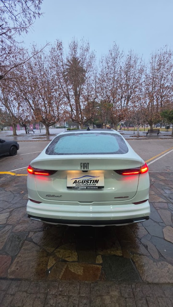 Fiat fastback  1.3 T CVT — foto 4