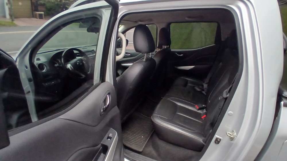 Nissan Frontier NP 300  Le 4x4 automática  — foto 2