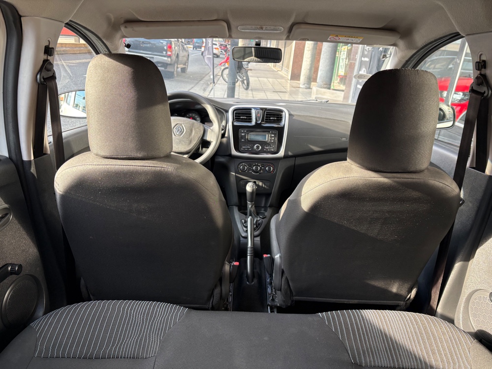 Renault Sandero 1.6 Authentique — foto 18